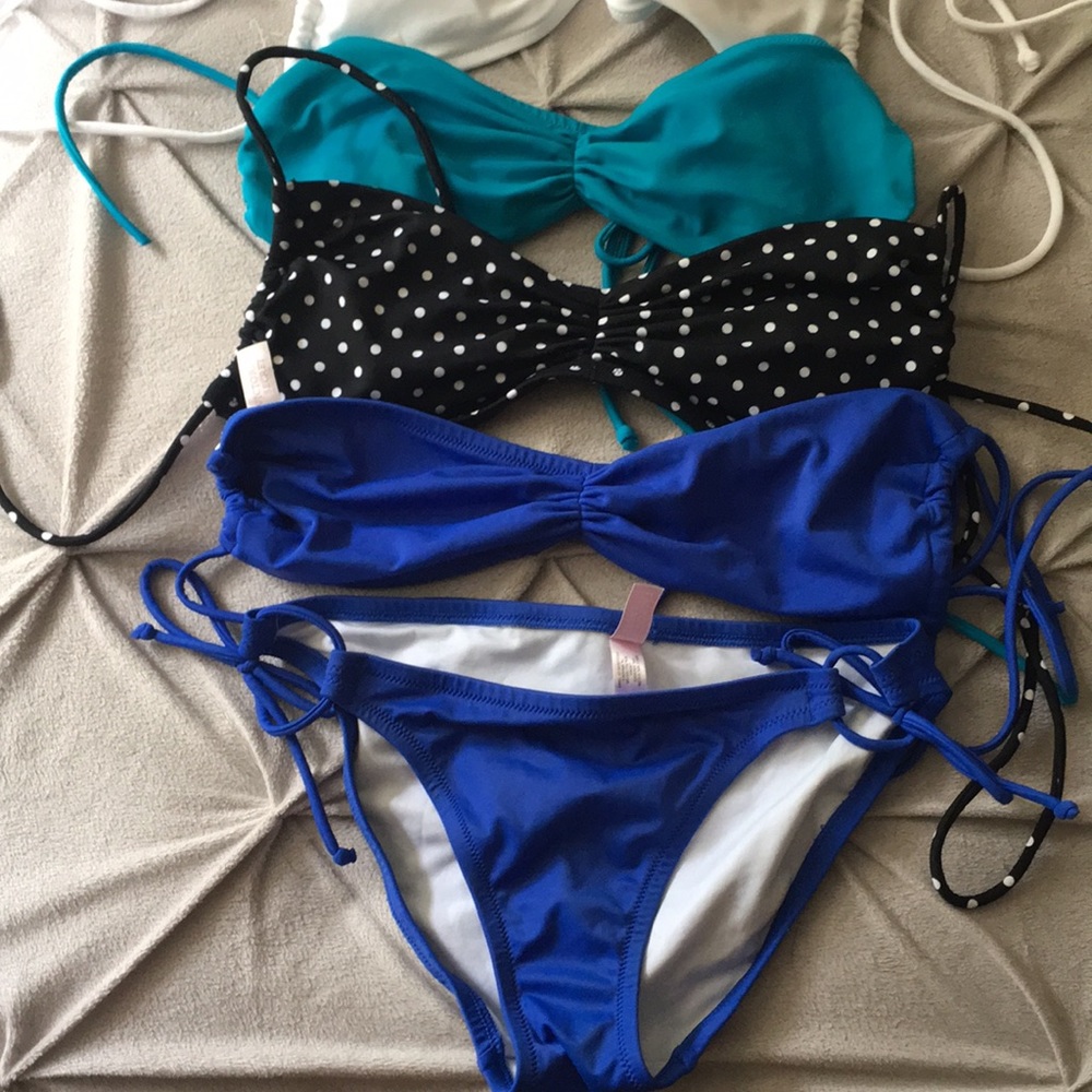 Cute bikini tops with two matching bottoms